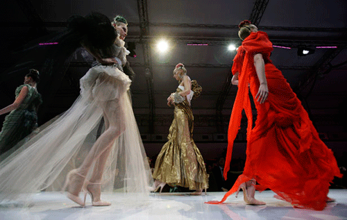 Hoteles de alta costura. Los grandes diseñadores de moda no sólo crean ropa también diseñan hoteles de megalujo Hoteles de alta costura. Los grandes diseñadores de moda no sólo crean ropa también diseñan hoteles de megalujo