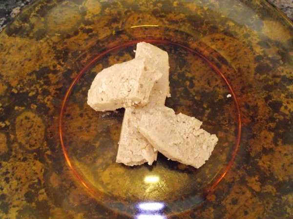 turron cortado DSCF4417 recetas Turr贸n de Jijona con Reducci贸n de Ratafia