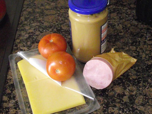 DSCF4620 recetas Tomates Rellenos de Pavo, Crema de Cacahuete y Queso