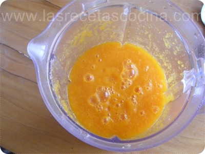 DSCF4842 2 Sopa de zanahorias a la hierbabuena