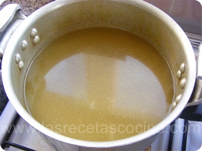 DSCF4843 2 Sopa de zanahorias a la hierbabuena