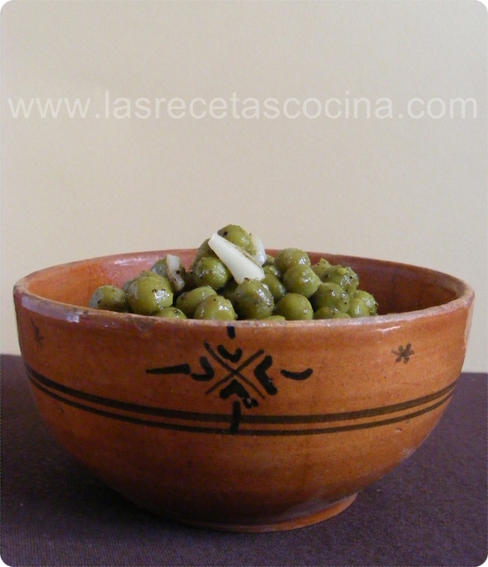 Guisantes al ajillo Guisantes al ajillo