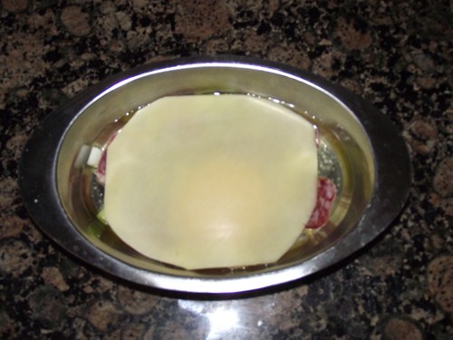 DSCF6069 AB Huevo al horno con queso y fuet