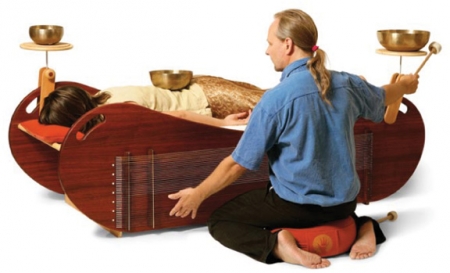 Terapia de relajación con instrumentos tibetanos