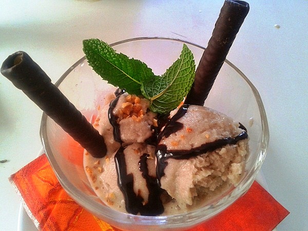 helado de plátano y coco Helado de plátanos y coco