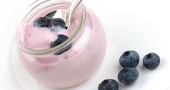 Desintoxicante natural a base de arándanos y yogurt